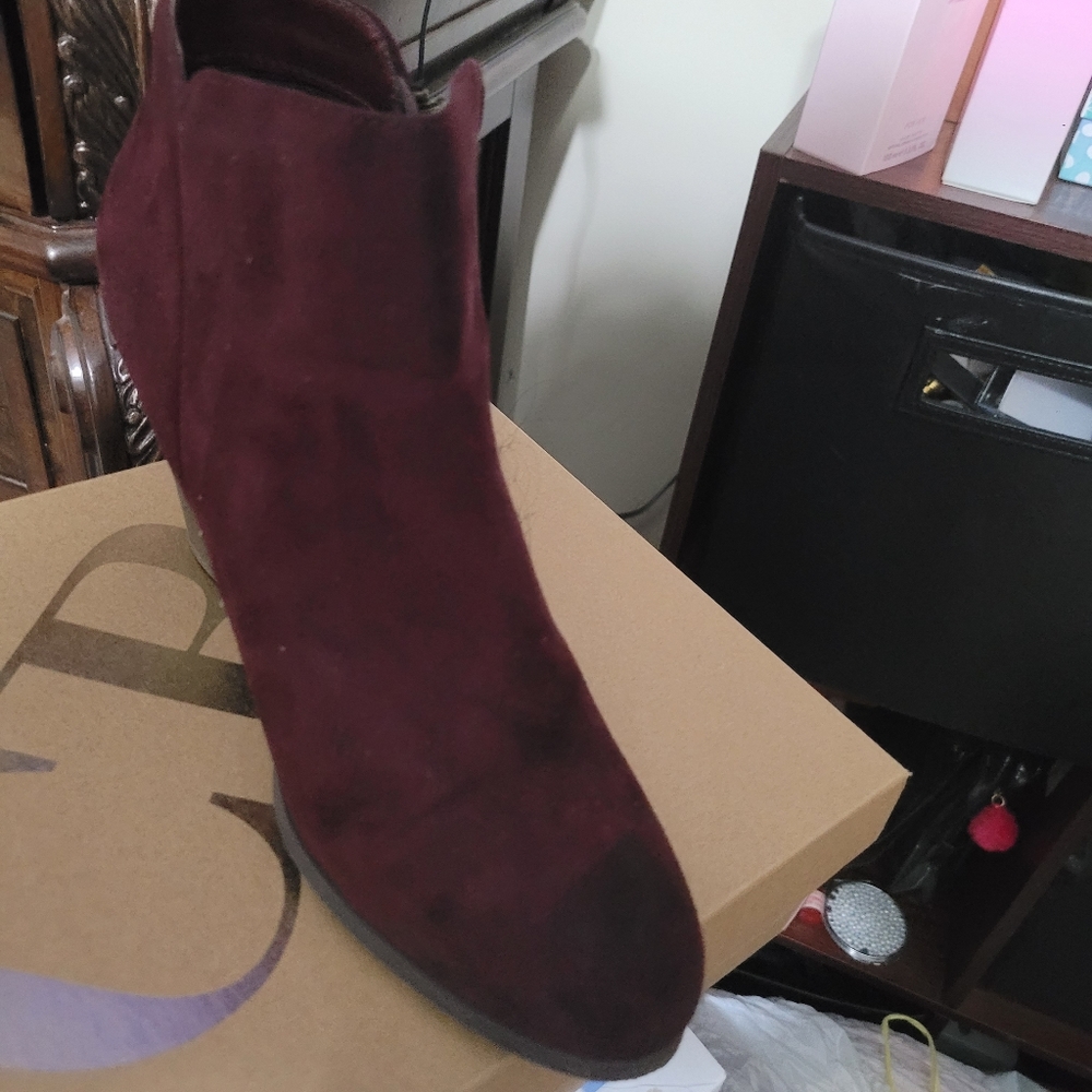 Suede bootie, size 10. With side zipper